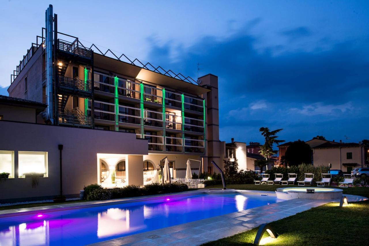 Enjoy Garda Hotel Peschiera del Garda Exterior foto