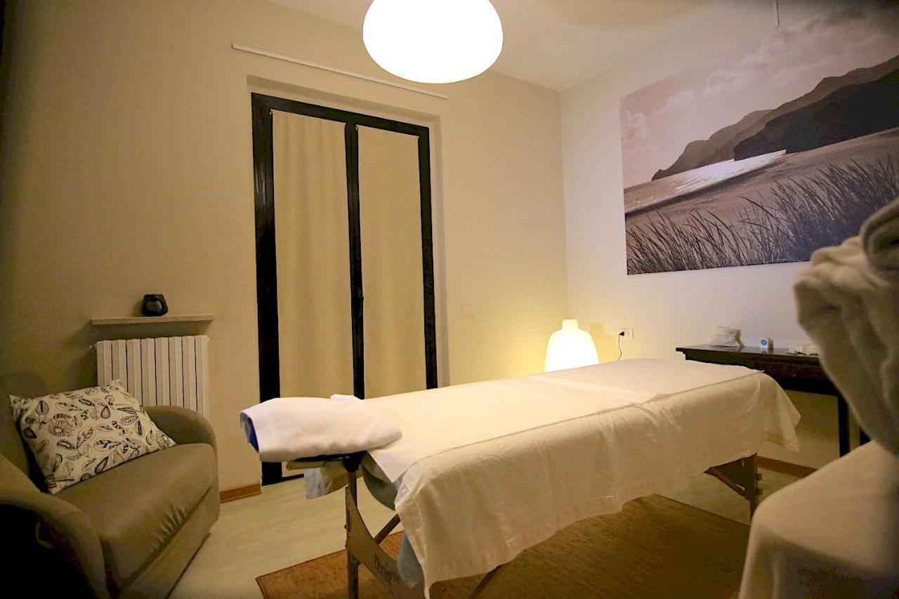 Enjoy Garda Hotel Peschiera del Garda Exterior foto