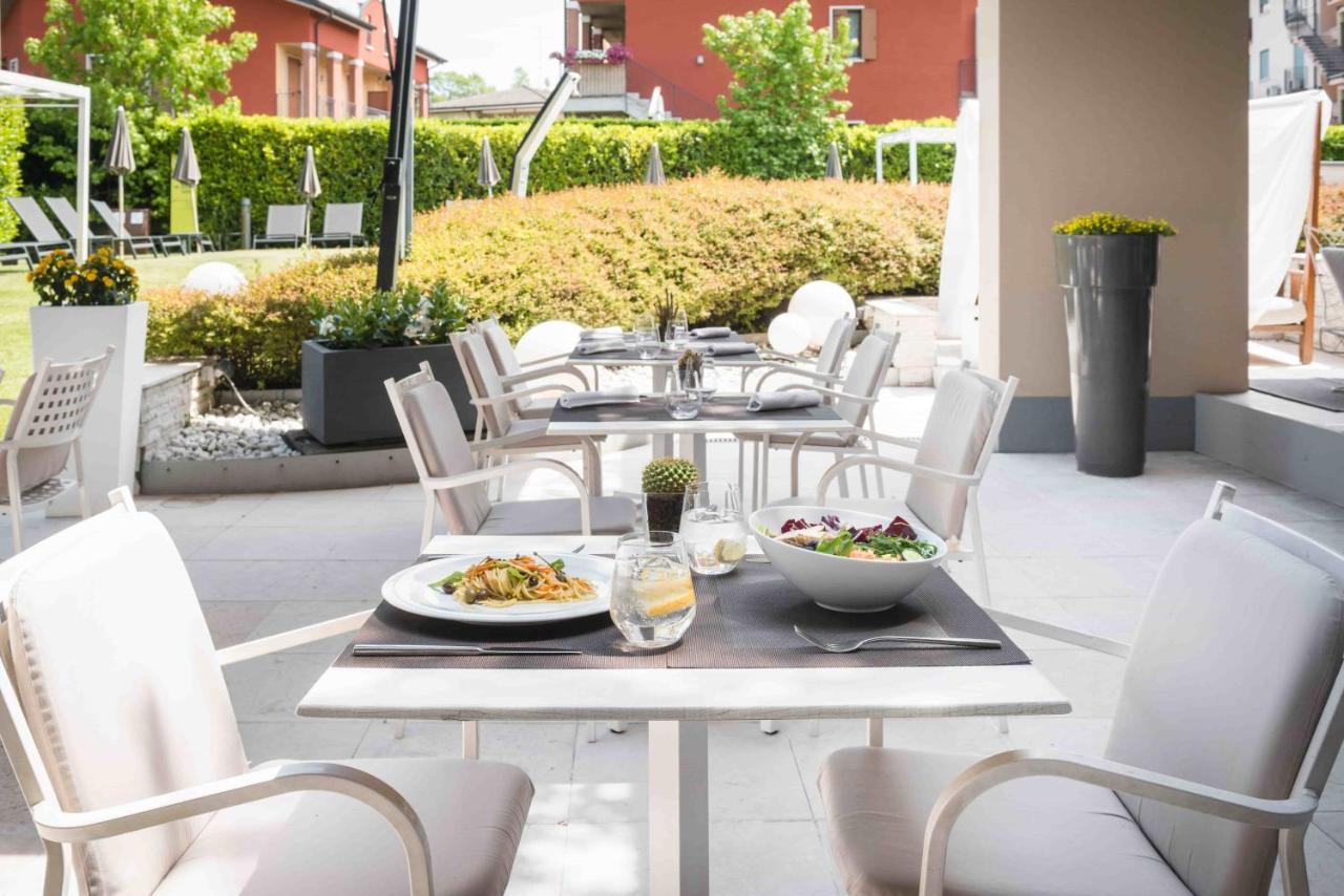 Enjoy Garda Hotel Peschiera del Garda Exterior foto